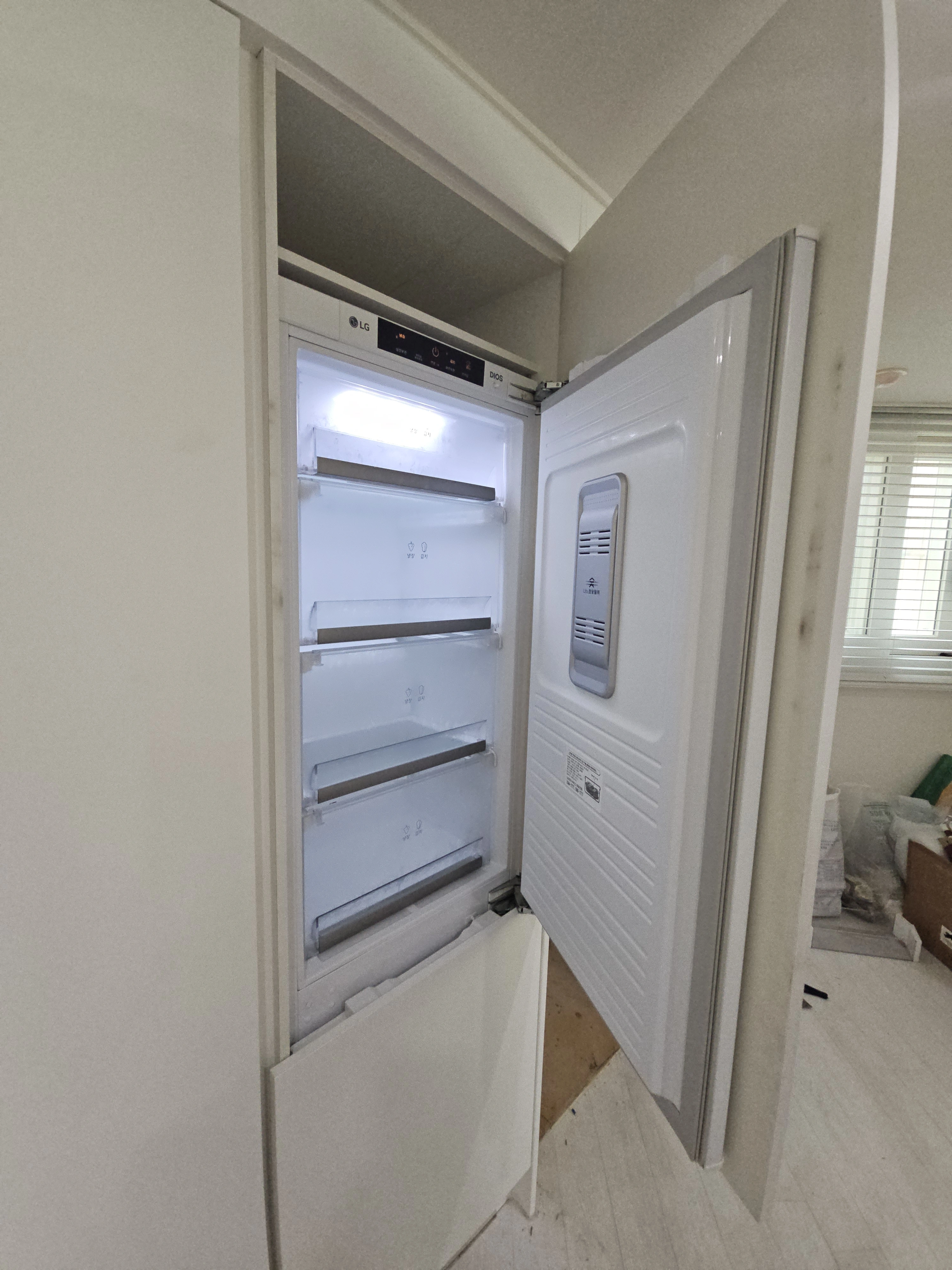 성북 장위동 빌트인 냉장고 — 철거 전